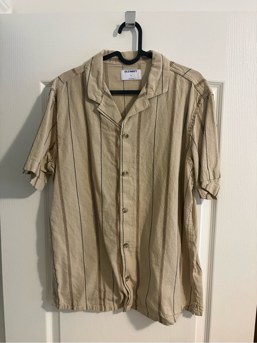 Old Navy Men’s Short-Sleeve Button-Up Shirt in Beige with Dark Stripe